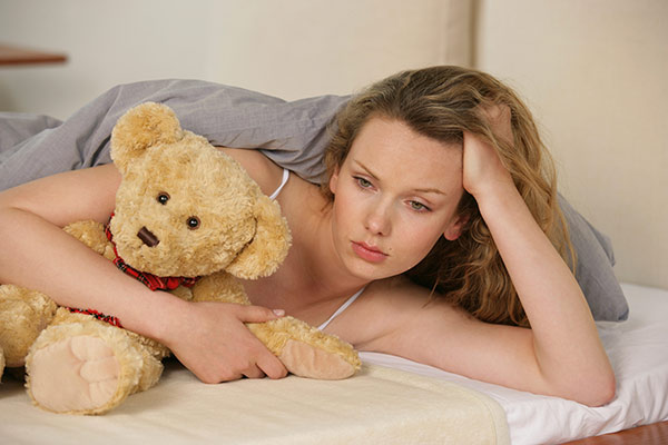 No dormir bien puede afectar a tus relaciones (iStock)